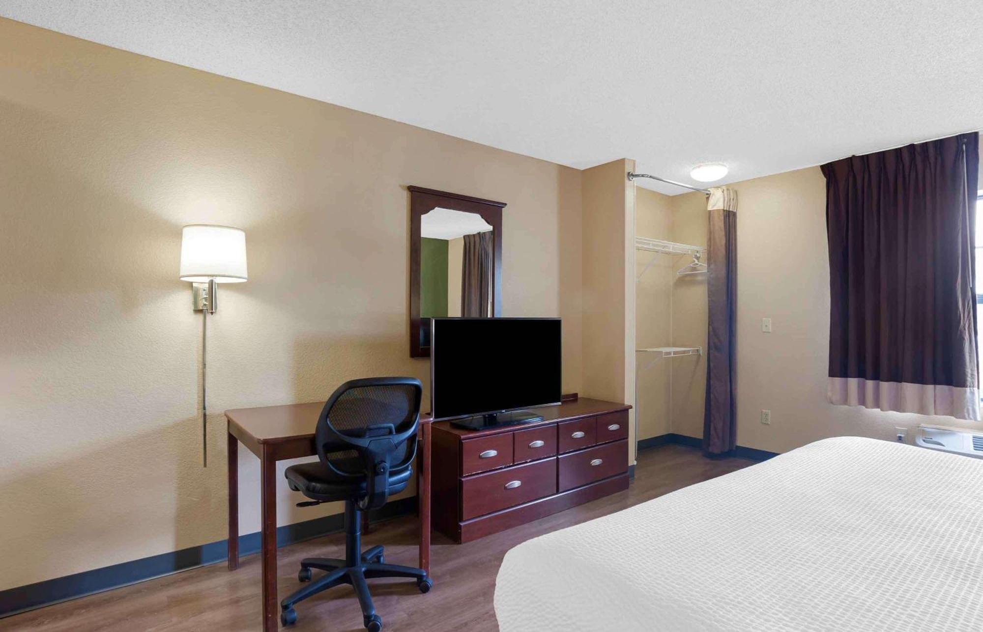 เอ็กซ์เทนด์ สเตย์ อเมริกา ดีทรอยต์ เมโทรโพลิแทนแอร์พอร์ต Hotel รอมิวลัส ภายนอก รูปภาพ