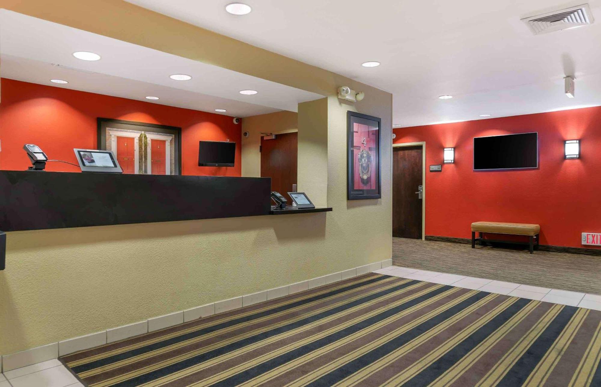 เอ็กซ์เทนด์ สเตย์ อเมริกา ดีทรอยต์ เมโทรโพลิแทนแอร์พอร์ต Hotel รอมิวลัส ภายนอก รูปภาพ